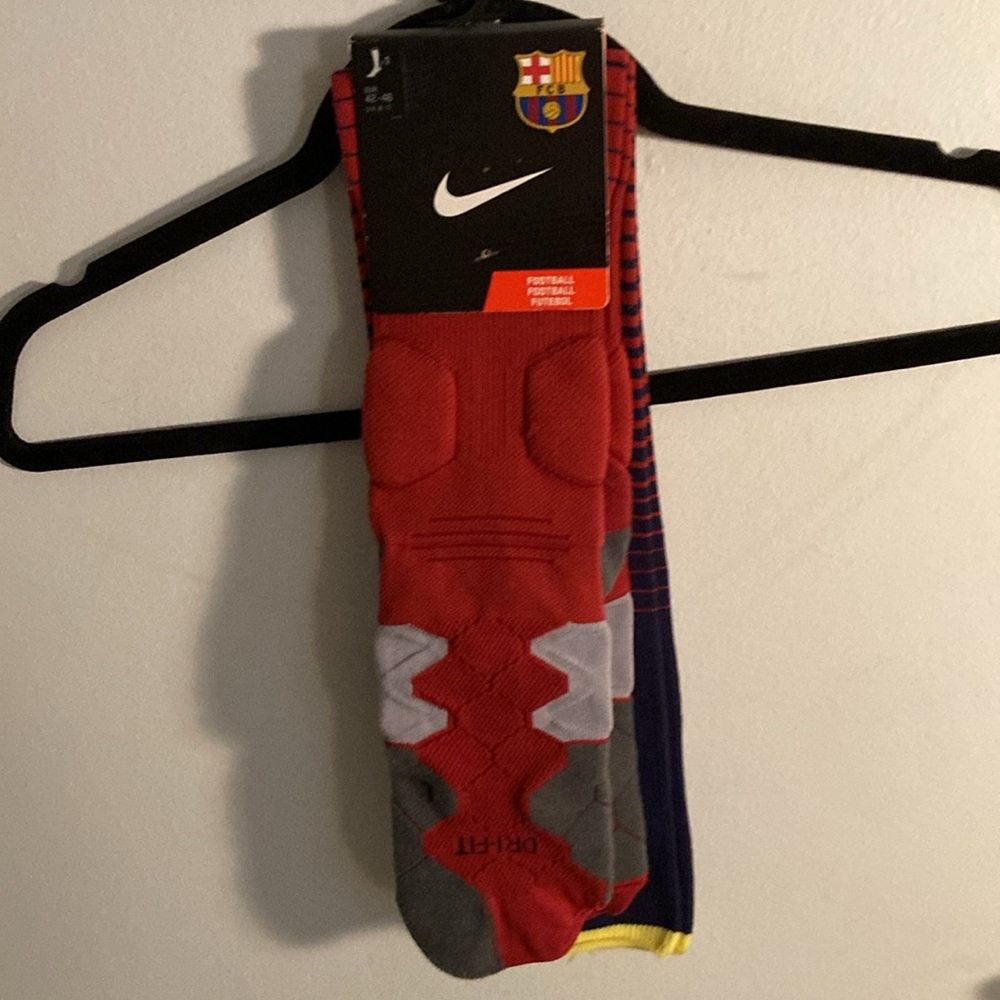 ❄️ NIKE DRI FIT SOCCER ⚽️ ADULT UNISEX SOCKS •Size L